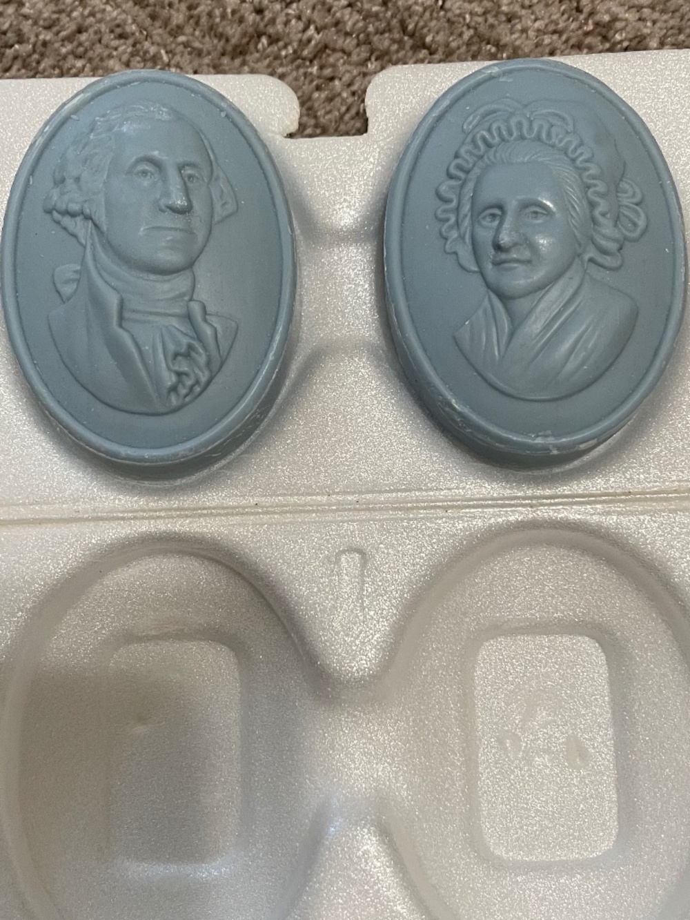 Vintage Avon George‎ & Martha Washington Soap Set/Collectible Soaps